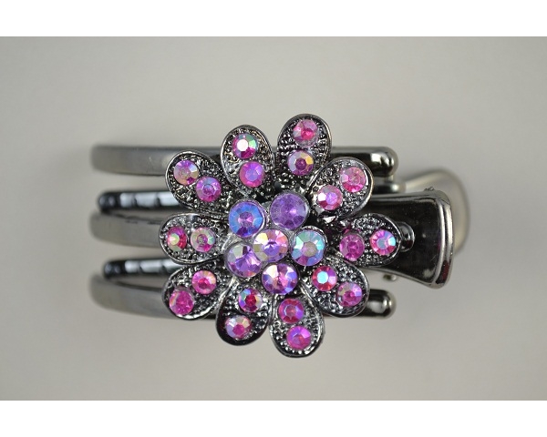 Mini flower claw clamp encrusted with diamante stones. In 3 designs