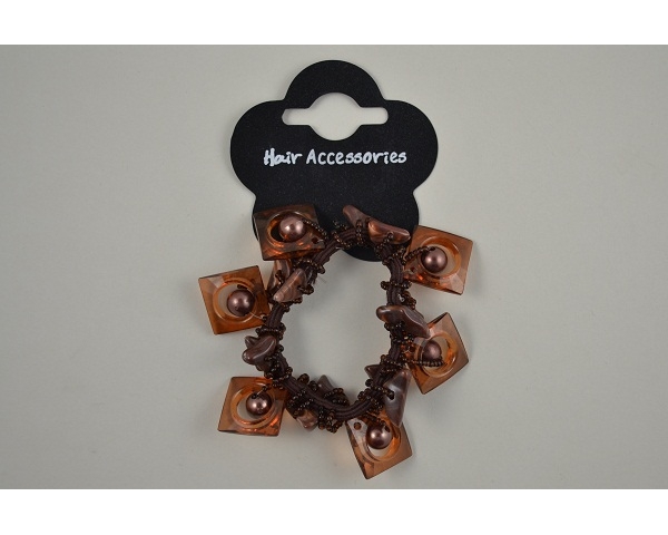 1 card large scrunchie with square and circular design beading. In 2 shades of brown