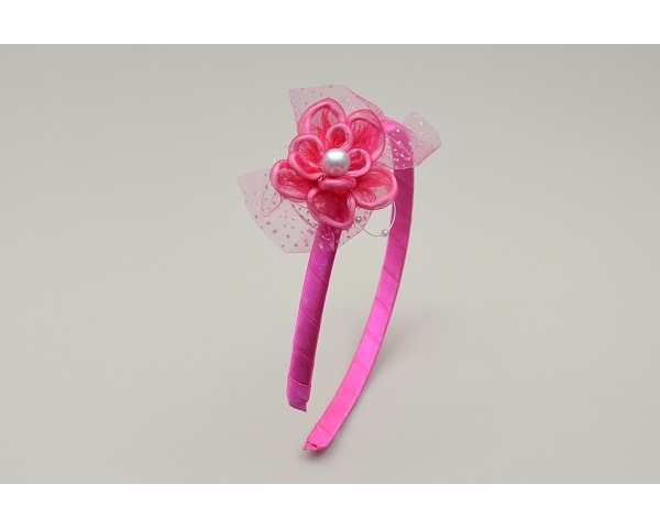 Sateen alice band with side flower, chiffon & pearl bead finish. 3 hot pink, 3 pink