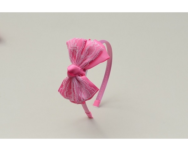 Side sateen bow with lace overlay on a sateen covered alice band. Assorted tones of pink per pack as per images