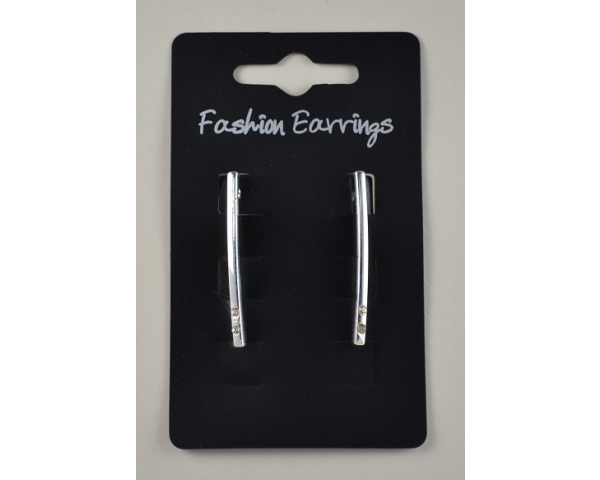 Straight silver droplets with 2 diamantes.