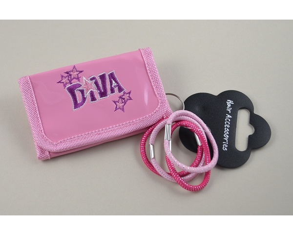 Wallet purse embroidered with 'DIVA' with 4 elastics. Packed 6 pink & 6 hot pink