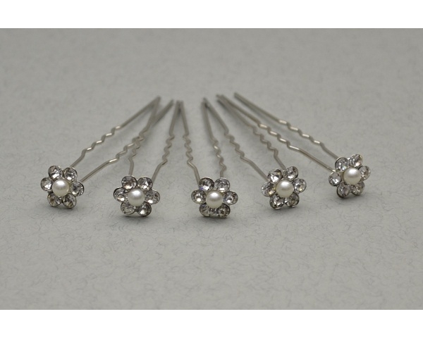 Crystal & pearl bead daisy hair pin. 11mm approx Packed 12 pins per container.