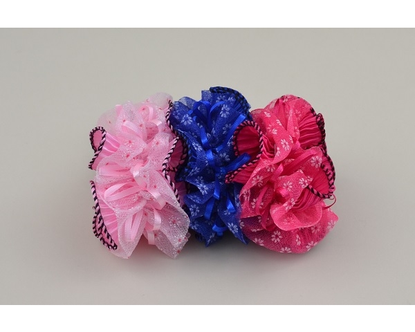 Large ruffle scrunchie with printed net finish and ribbons. Packed in pink, fuchsia & Blue