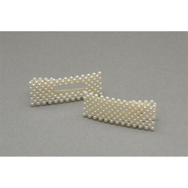 Cream Pearl Bead Beak Clip - 2 designs per pack. Approx 7 cm length